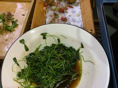 -丁里羊肉小镇(天鹅湖总店)