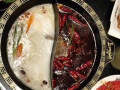五谷龙骨鸳鸯锅-纸盐河码头火锅(十八梯店)