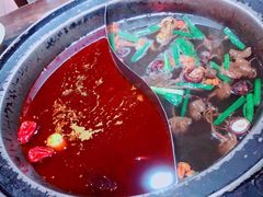 -唇辣号重庆老火锅(亦庄店)