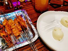 酸奶兔-蚝堡海鲜·威海菜·海肠捞饭·烧烤·亚洲吃蚝公司(幸福门店)