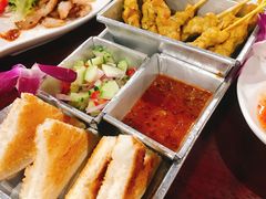 -Dang restaurant (patong phuket)