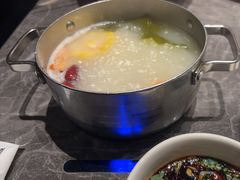 -德天肥牛海鲜火锅(城西银泰店)
