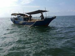 来到浪琴湾，玩完，游完水，仲可以跟住本地点农民出海感受下海风，打鱼葛乐趣-浪琴湾尾角仔海鲜坊