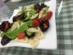 -烁佳海鲜大馅饺子