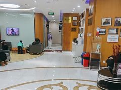 -雅悦齿科(顾村公园店)