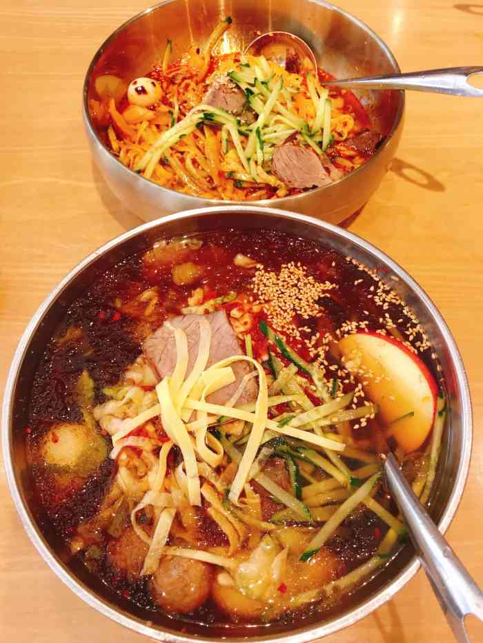 金达莱冷面(海兰路店)-"「荞麦冷面」小时候也总爱来这家吃冷面,感.