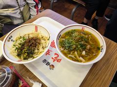 -顺溜·手工刀削面·黑金店(铜锣湾店)
