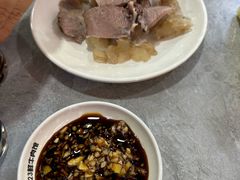 -何永光123鲜牛肉馆(1号店)