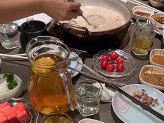 -捞王锅物料理(上海世茂广场店)