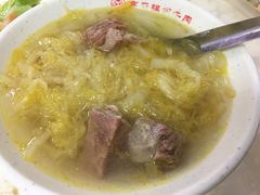 酸菜炖牛肉-满满高压锅焖牛肉(七纬路店)
