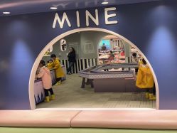 -奈尔宝家庭中心·亲子餐厅(鄞州万达店)