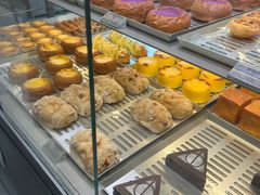 -好利来(上海虹桥新天地Lab主题店)
