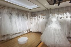 点击看大图 -厦门苏迪尔婚纱礼服批发零售/男装定制