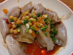 -爆炸头阿姨小四川正宗川味小吃(无任何分店)