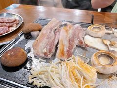 鲜五花肉-香猪坊(五道口店)