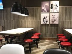 -肯德基(东安路站店)