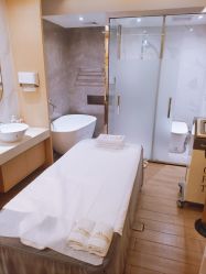 -香港倾城国际·美容美体中心