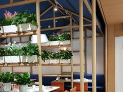 -渝信川菜 · 川味家常菜(财富购物中心店)