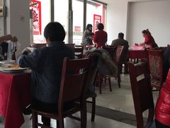 -溢心园香河肉饼总店