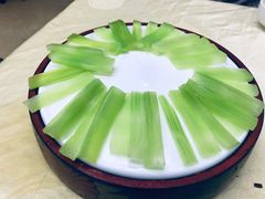 冰镇莴笋-天宝食坊·啫啫煲大排档(西华路店)