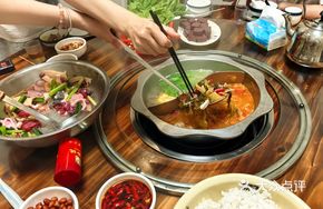 Spicy and Sour Hot Pot Broth