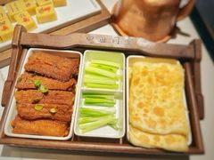 烙饼卷带鱼-四世同堂·京菜·烤鸭(双井店)
