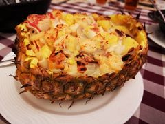 菠萝海鲜焗饭-雅憩花园餐厅