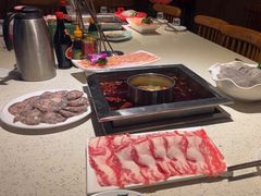 -二荆条·蜀鲜汇城市森林火锅