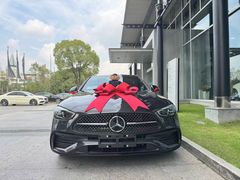 -上海星瀚奔驰4S店(红柳路店)