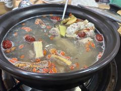 -濠轩阁特色生蚝火锅(水湾路店)