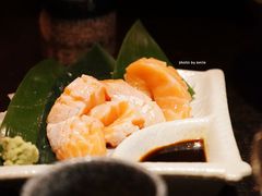三文鱼腩刺身-日本料理神拉面