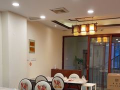 大堂-段氏龙虾·烧烤·烤鱼(东书房路店)