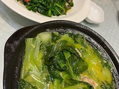 蟹粉狮子头-镇扬菜馆