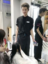 -Miracle集简美发沙龙
