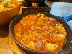 -云海肴·汽锅鸡·云南菜(天山百盛优客店)