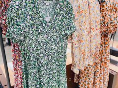 -URBAN REVIVO(西安Momopark店)