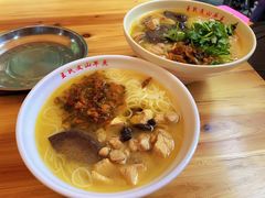 -文山荷鲜居(翠湖店)
