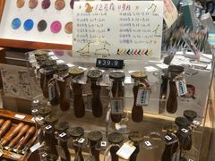 -猫的天空之城概念书店(杭州南宋御街店)