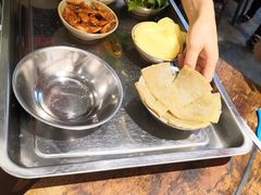 -四小区火锅·巷子里的重庆火锅(花照壁店)