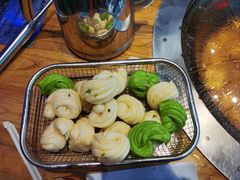 -山河屯铁锅炖·非遗东北菜(南山店)
