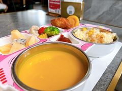-静香HOUSE·全时段融合餐厅(七星欢乐颂店)