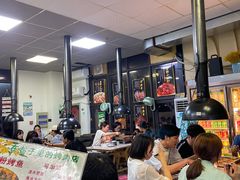 -在巷子里的烤肉店·螺蛳粉烤鱼·牛蛙(和美城店)