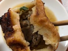 -宝瑞门钉肉饼店