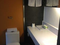 -莫泰酒店(厦门万象城火车站地铁站店)