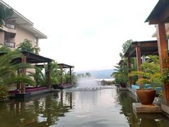 -西昌邛海湾柏樾酒店(原邛海湾柏栎度假酒店)