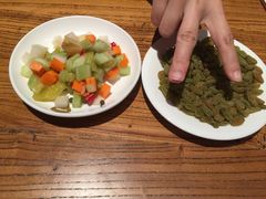 特色前菜拼盘-阿里家·新疆烤肉酒場 by MIG