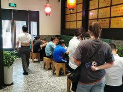 等位区-萧记三鲜烩面(黄河路店)