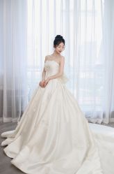 -台湾蔡美月婚纱租赁