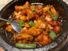 石锅杭椒牛蛙-桂满陇天书(南京德基旗舰店)