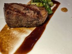 -La Mer Restaurant & Lounge